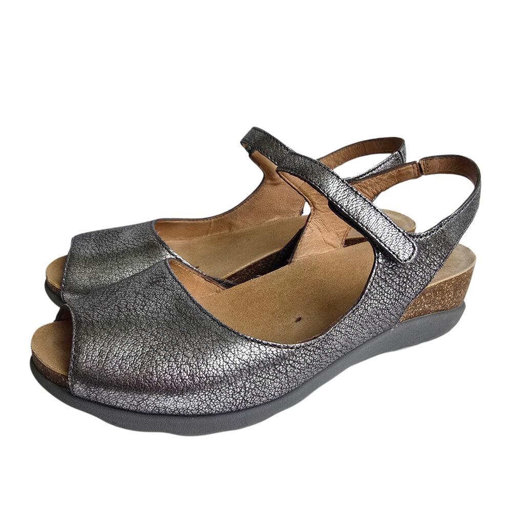 Dansko Marcy Wedge Sandals Size EU 40 US 9.5-10 Gray Metallic Leather Silver - Picture 4 of 14
